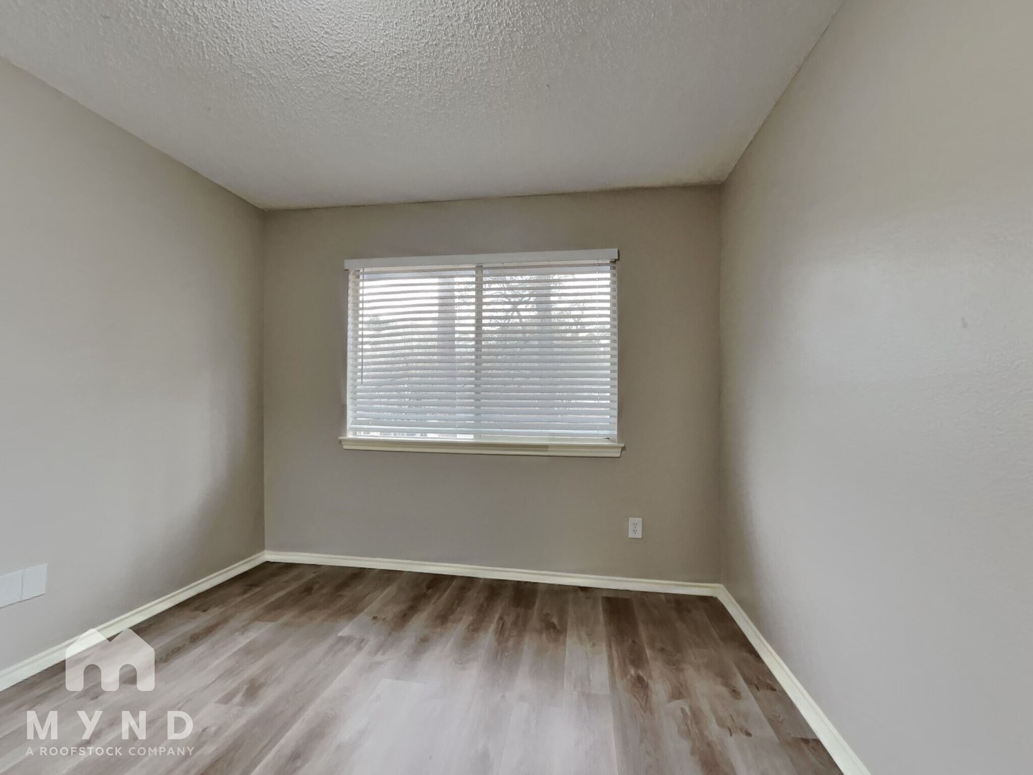 Building Photo - 25515 Mill Pond Ln