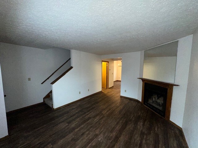 Building Photo - 966 Hidden Acres Ct