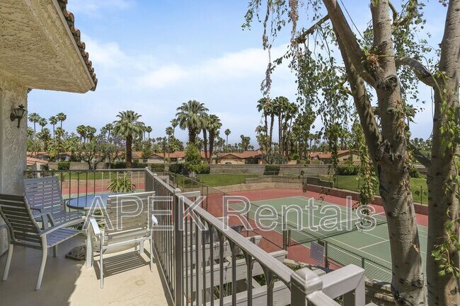 Building Photo - 2701 E Mesquite Ave