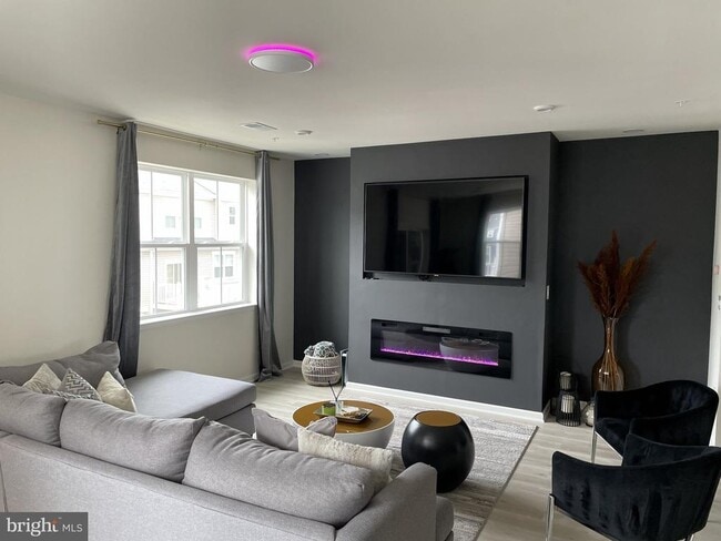 Building Photo - 1296 Foggy Turn