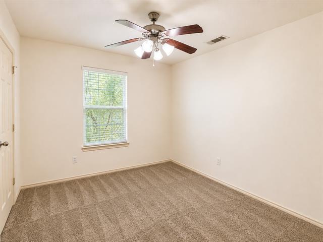Building Photo - 907 Parkplace Ridge