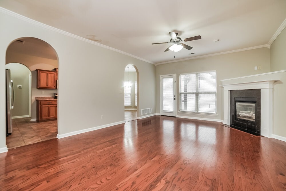 Building Photo - 797 Fairway Pointe Cove W