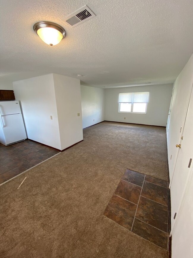 Building Photo - 121 E Rodney Dr