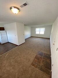 Building Photo - 121 E Rodney Dr
