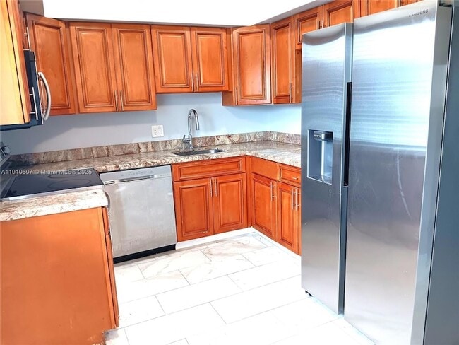 Building Photo - 2800 Georgia Ave