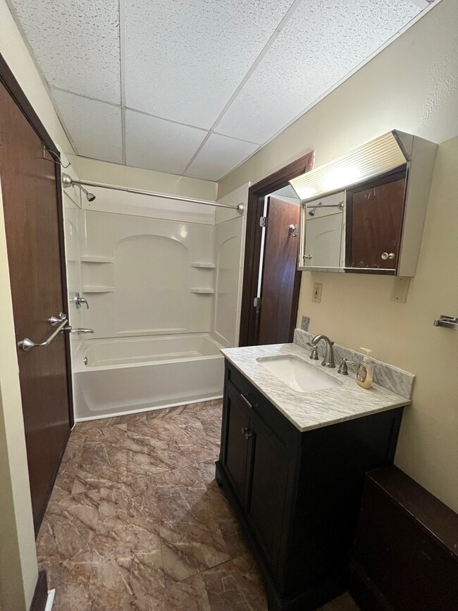 Building Photo - McShane Block