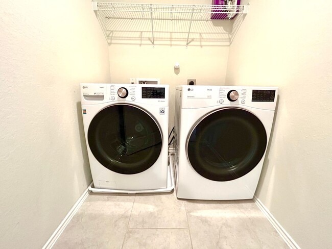 Building Photo - *COMING SOON* Sophisticated Two-Story Home with Versatile Loft Space!