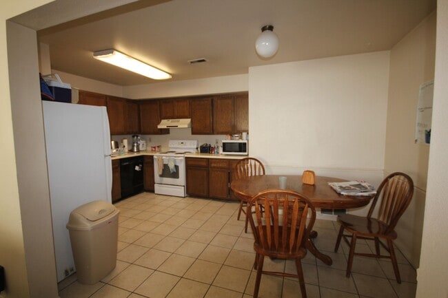 Building Photo - FOUR SPOTS available in Wellington 1 for Fall 2026