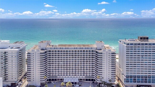 Building Photo - 5555 Collins Ave