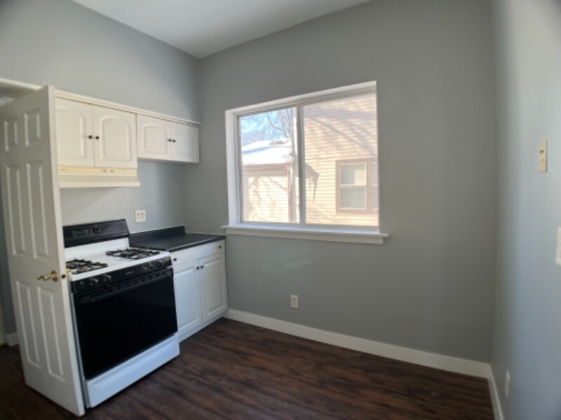 Building Photo - 501 N 7th St