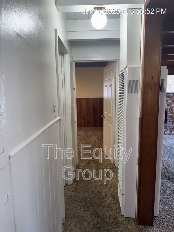 Building Photo - 207 S Linwood Ave