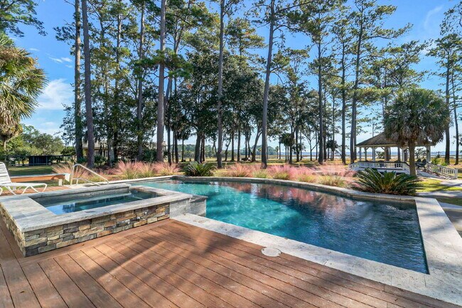 Building Photo - Private, Low Country Residence for Rent!