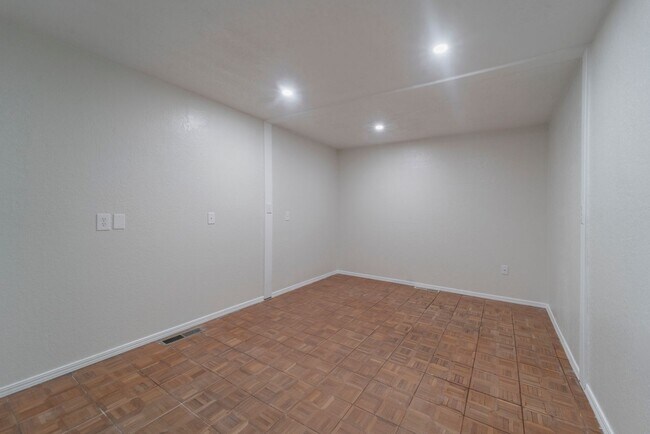 Building Photo - Opportunity Knocking with this HUGE home a...
