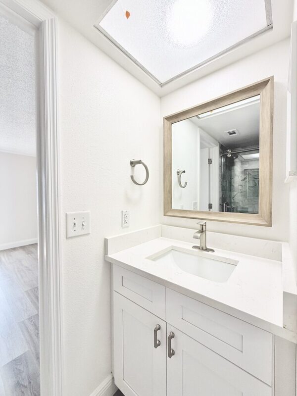 Building Photo - 2131 Ridge Rd