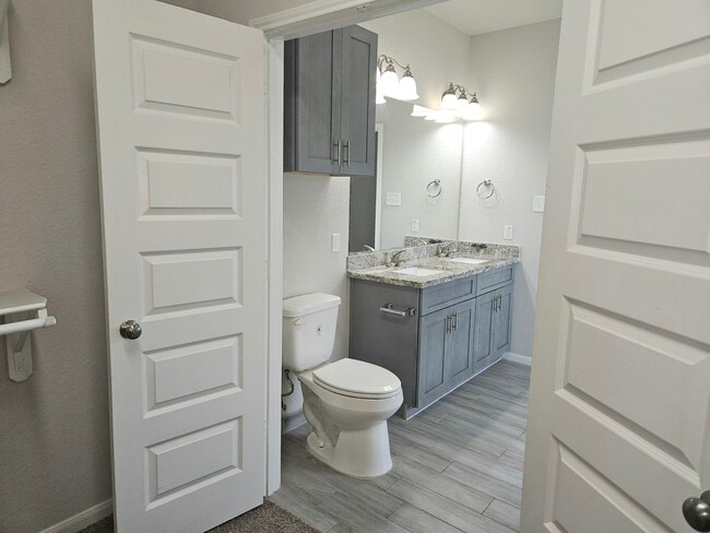 Building Photo - 4801 Wenda St