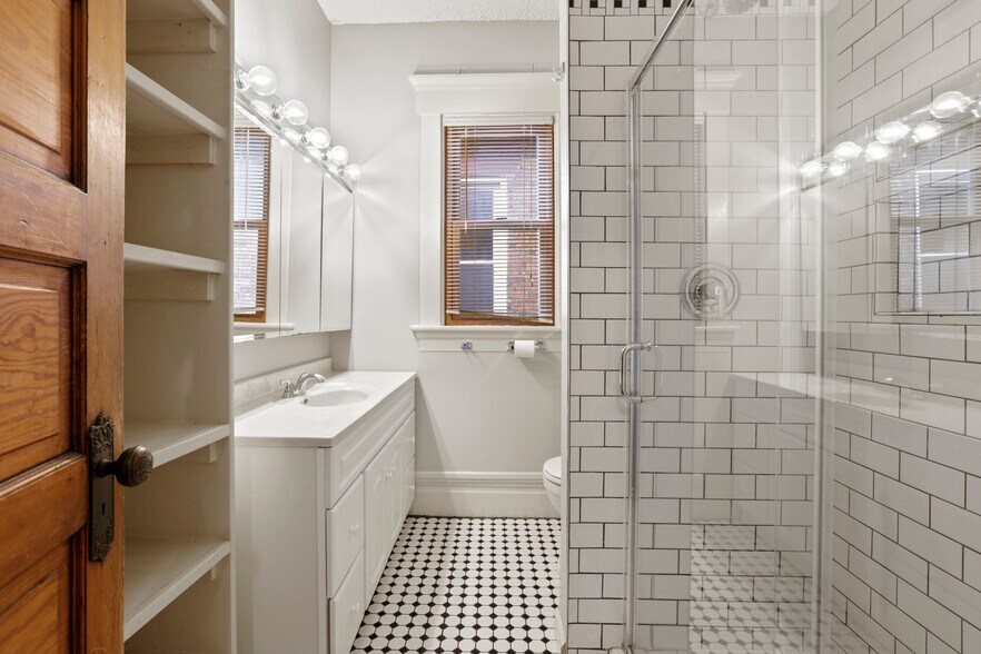 2nd Floor Full Path - 1489 Michigan Ave