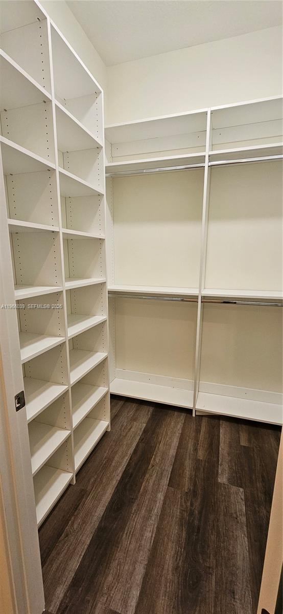 Building Photo - 8175 Lost Creek Ln