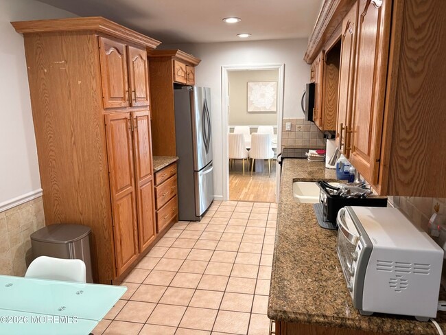 Building Photo - 57 Fulton Ave