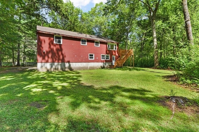 Building Photo - 198 Carlisle Rd