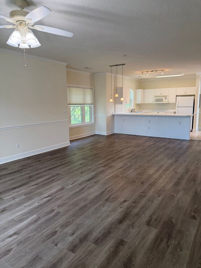 Building Photo - Spacious 3-Bedroom, 2-Bath Condo in Magnolia North at Myrtlewood with Golf Course Views!