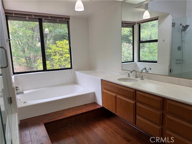 Building Photo - 15132 El Selinda Dr