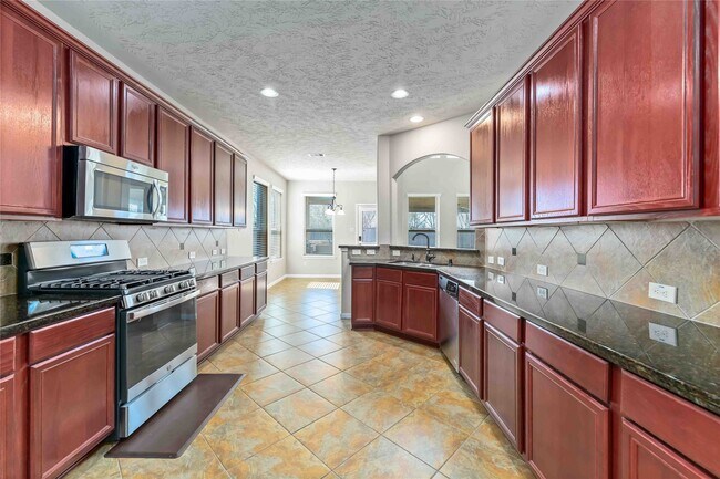 Building Photo - 2814 Palm Harbour Dr