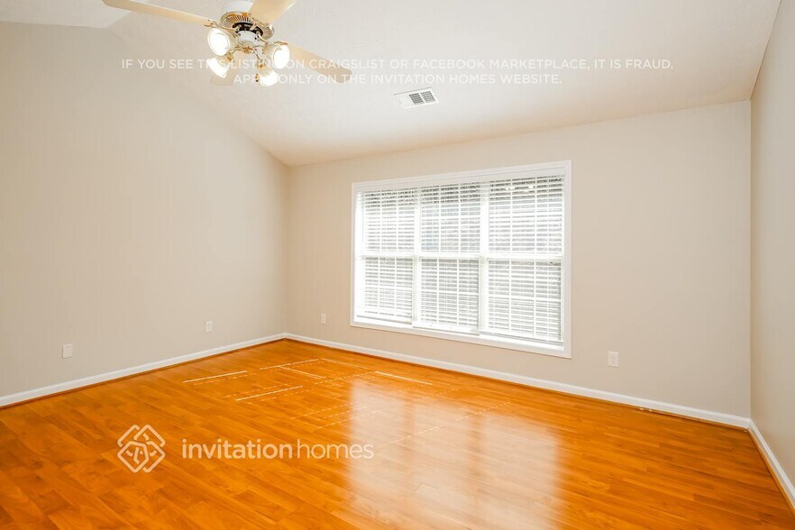 Building Photo - 1490 Highland Farm Dr