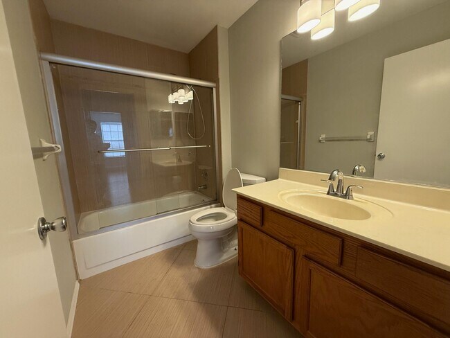 Building Photo - 22492 Middletown Dr