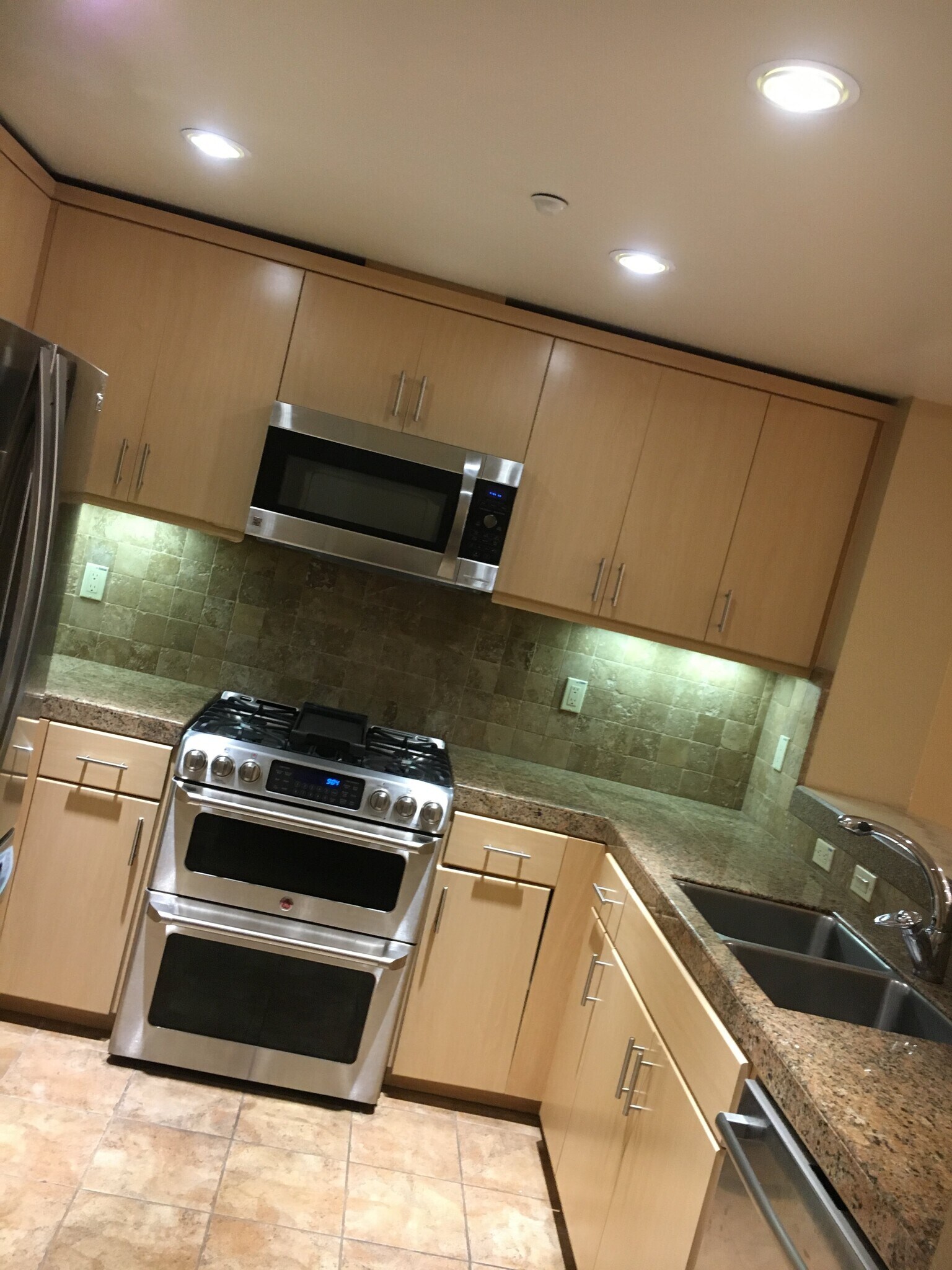 Building Photo - 2949 Glascock St