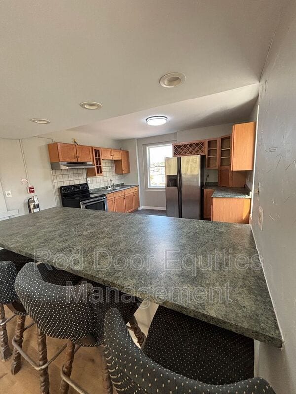 Building Photo - 123 N Broad St