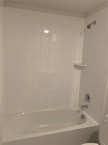 Building Photo - 2403 Siskiyou St