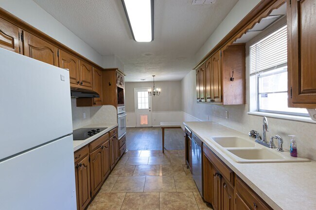 Building Photo - 7814 NW 25th Terrace
