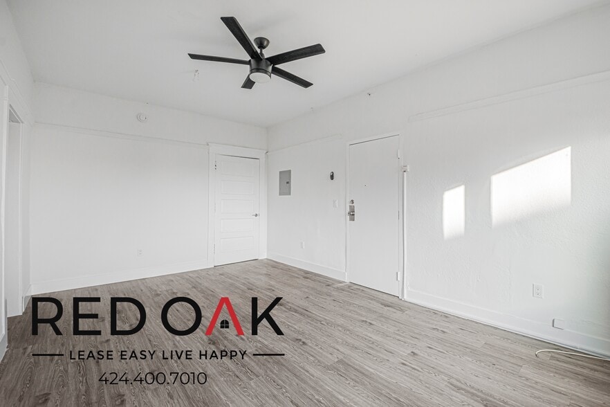 Building Photo - 2255 W 14th St