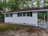 Building Photo - 2211 Ivy Rd