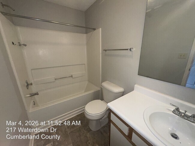 Building Photo - 217 Waterdown Dr