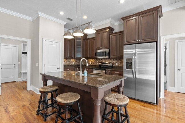 Building Photo - 2796 Palafox Ln