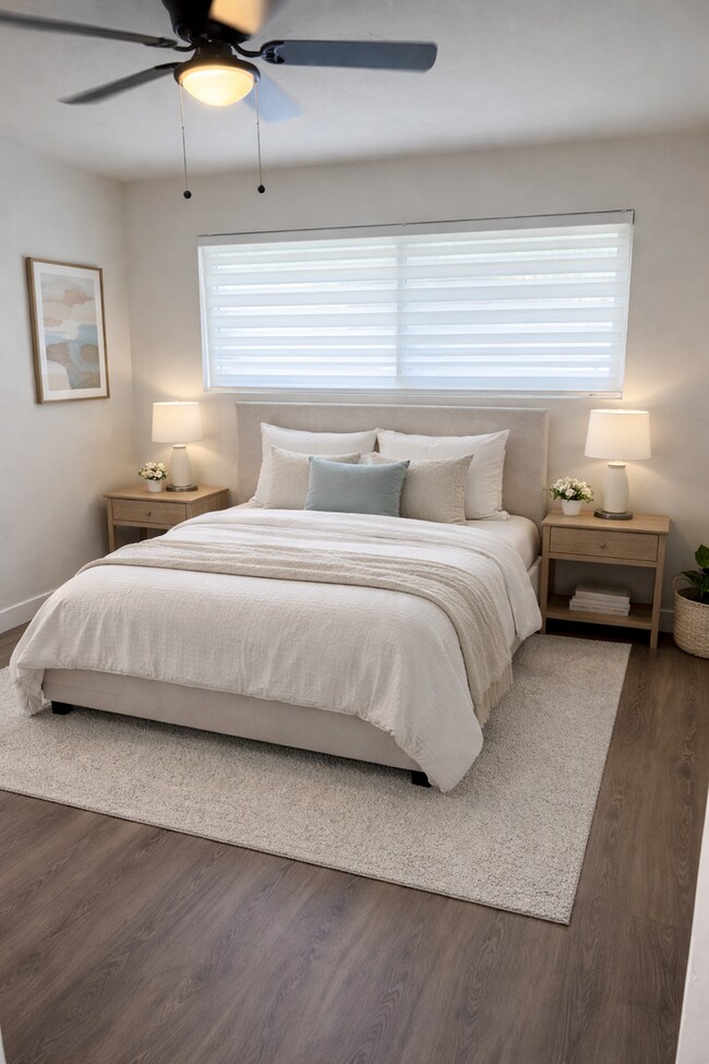 Building Photo - 4410-4416.5-44165 Louisiana St