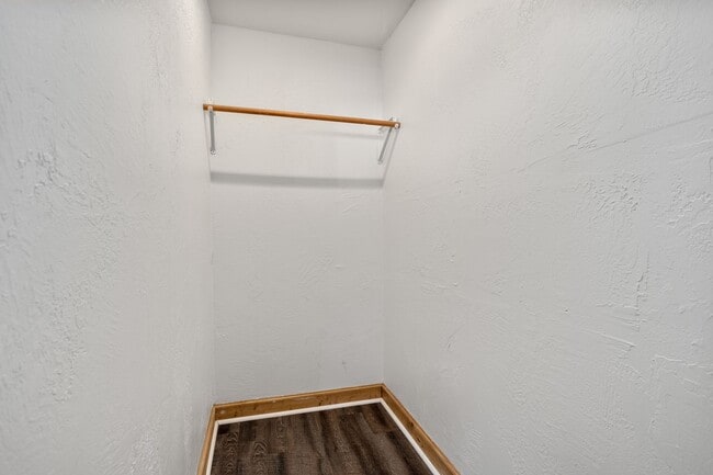 Building Photo - 120 W 5th St