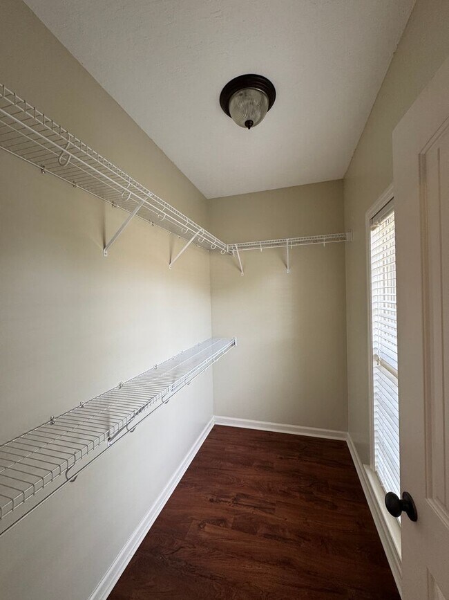 Building Photo - Valley Chase Subdivision!