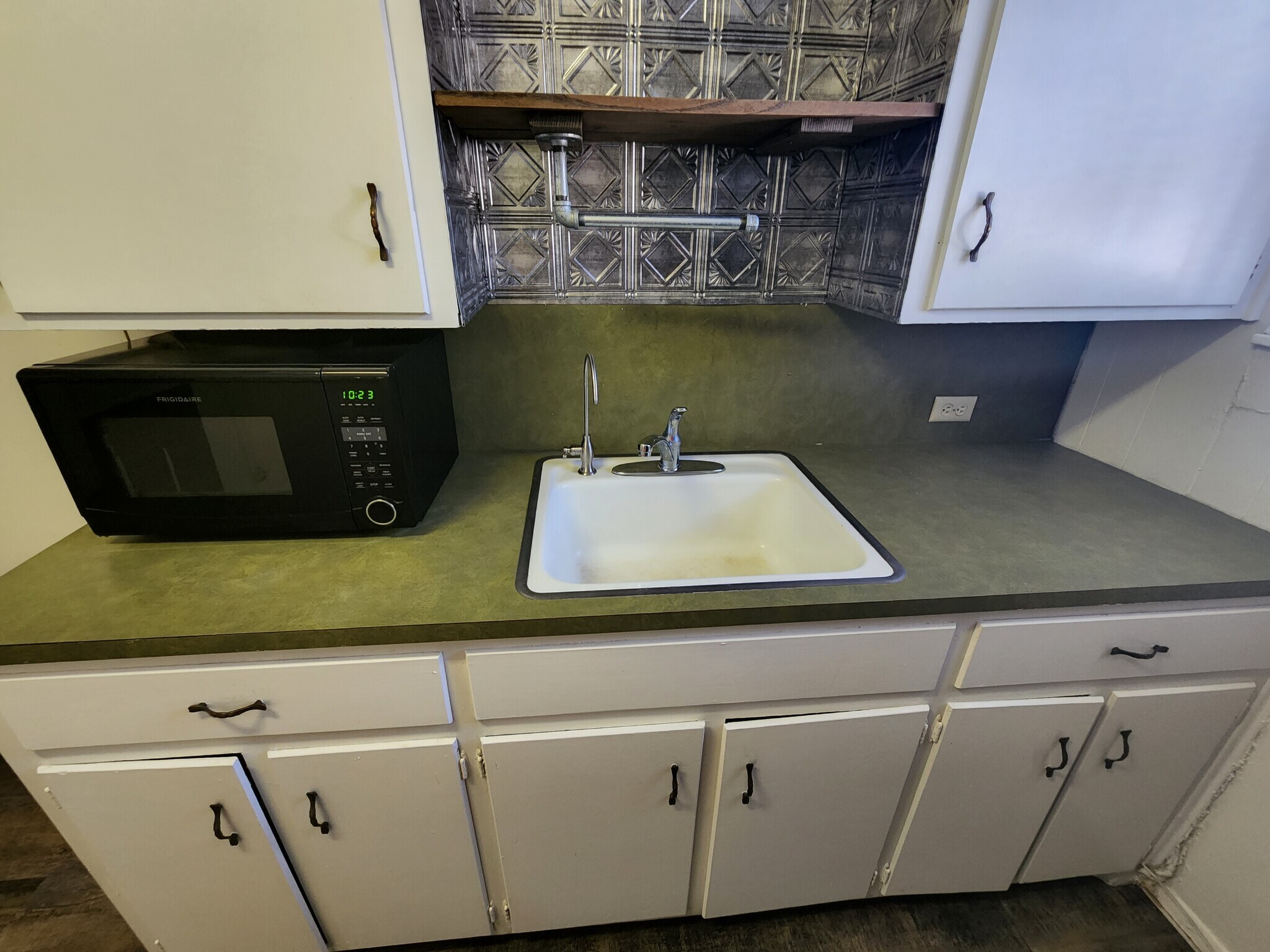 Back House - 2629 20th St