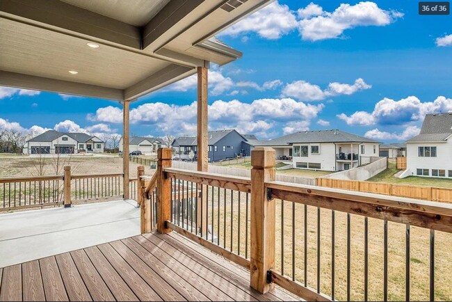 Building Photo - 113 N Ciderbluff St