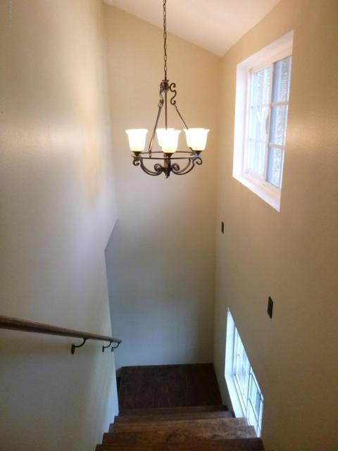 Building Photo - 770 W Altadena Dr