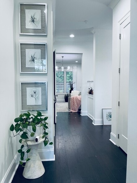 Entryway - 304 Sonatina Ter