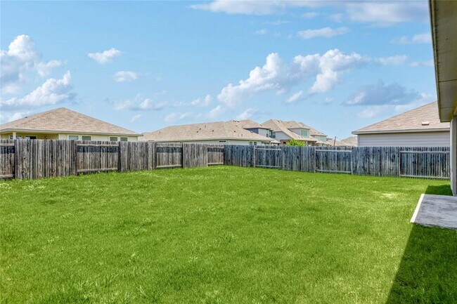 Building Photo - 421 Bluejack Wy
