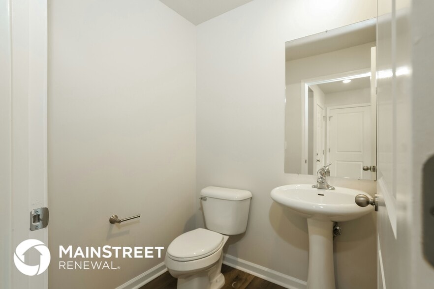 Building Photo - 9425 River Cane Rd