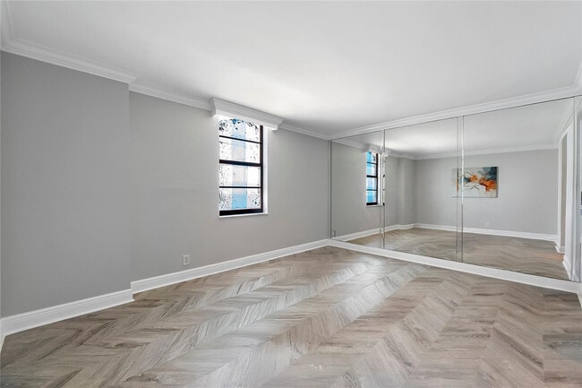 Building Photo - 1000 S Ocean Blvd