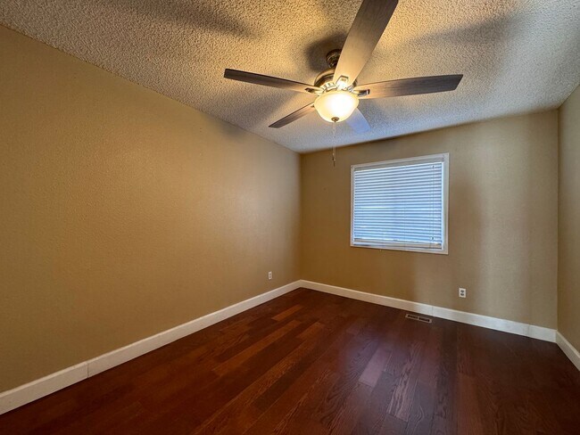 Building Photo - Nice Home in North Loveland