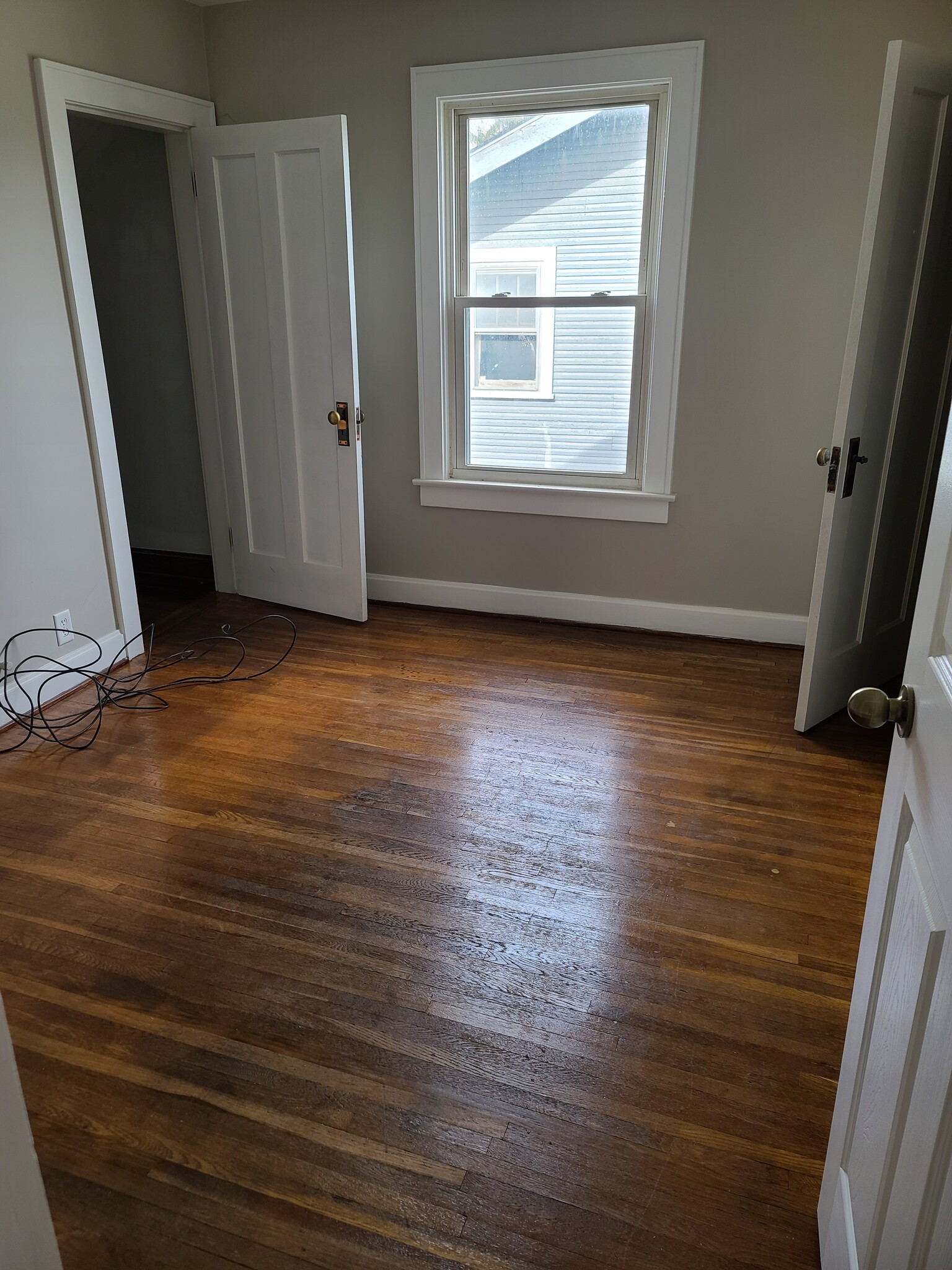 Building Photo - 111 Haldy Ave