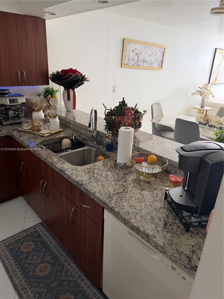 Building Photo - 13198 SW 10th Terrace Dr