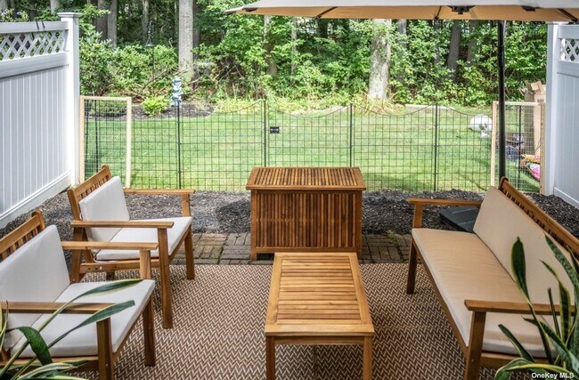 Building Photo - 23 Wilson Commons